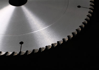 Okrągłe stalowe cienkie ostrza Cienkie nacięcia Brzeszczoty Circlar wypukłe tarcze piły 205 mm